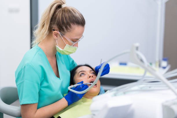Best Weekend Emergency Dentist in University Heights, IA